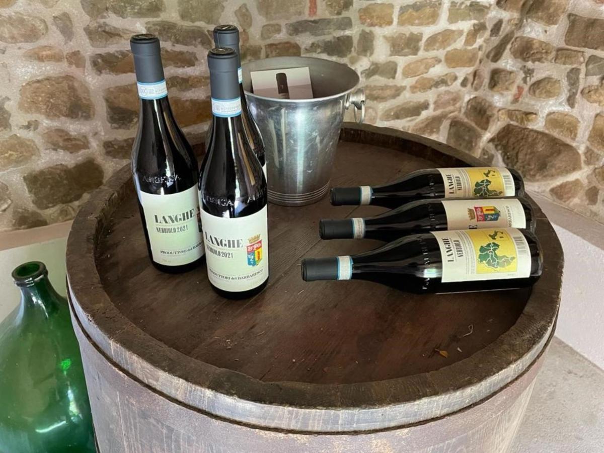 Cascina Manzoni Appartamenti Bossolasco Exteriör bild