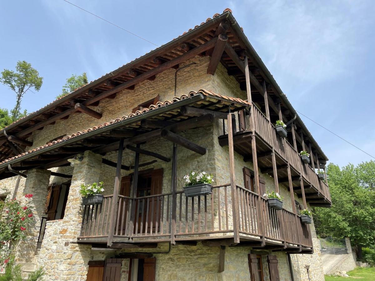 Cascina Manzoni Appartamenti Bossolasco Exteriör bild